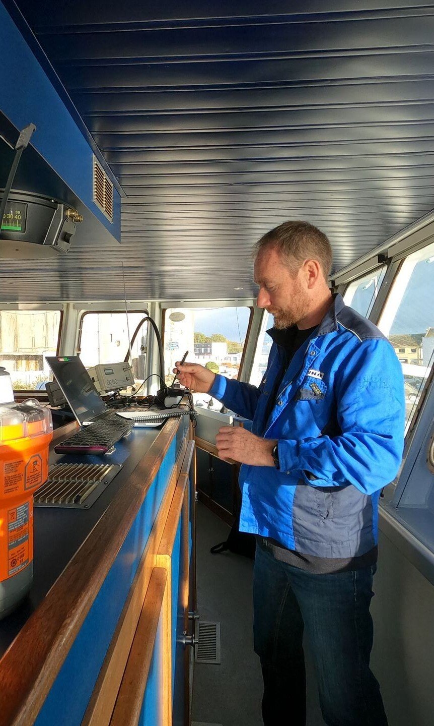 SECTION 3 SERVICES COMMERCIAL FISHING