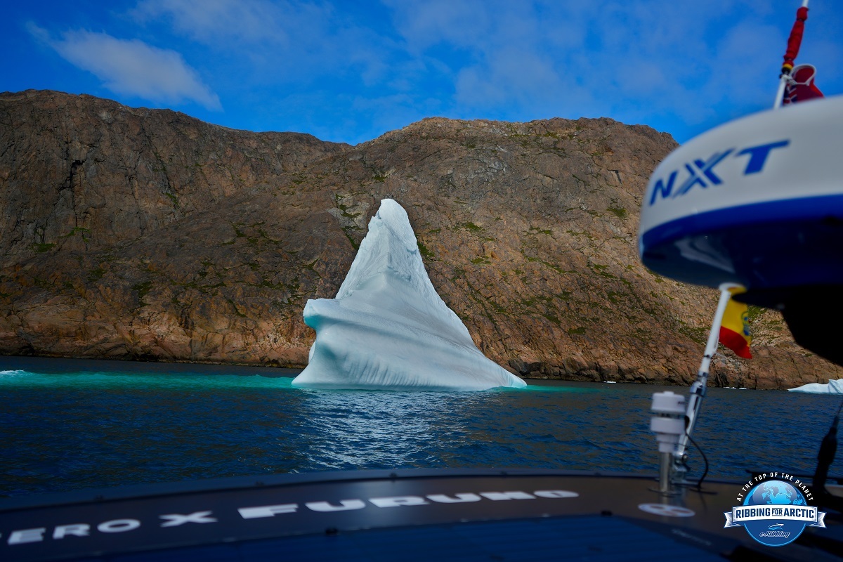 RIBBING FOR ARCTIC RADAR